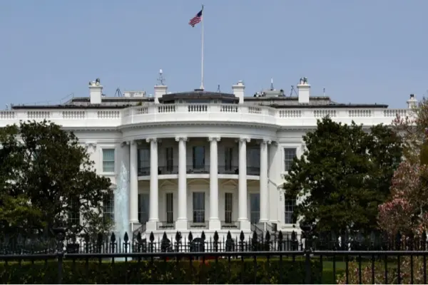 Ролі Трампа, Реткліффа і Бортнікова у таємному візиті директора ЦРУ до Москви