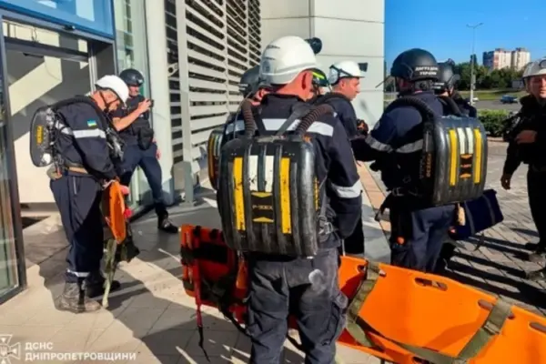 Удар по ТЦ у Кривому Розі 21 серпня на тлі атак на Дніпропетровщину