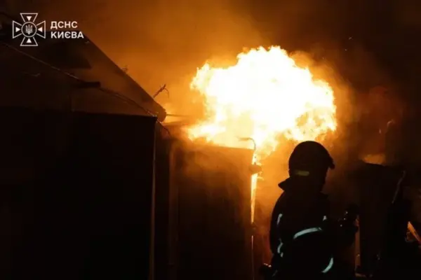 Повітряні сили та Сили оборони відбили нічну атаку РФ: 135 із 151 дрона знешкоджено